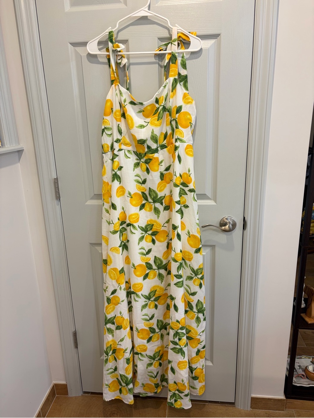 🍋 Fashion Nova White Lemon-Print Tie-Shoulder Maxi Dress
